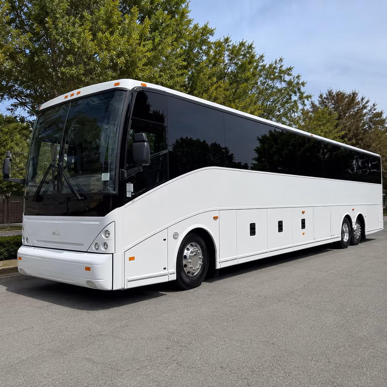 charter bus pickups and drop offs at fort lauderdale hollywood international airport fll