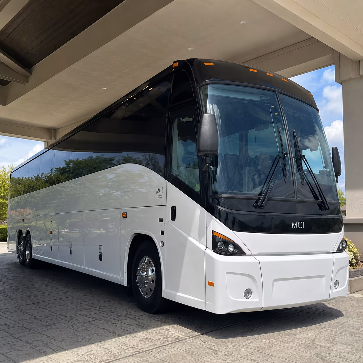 shuttle buses for homestead air reserve base personnel and south florida units